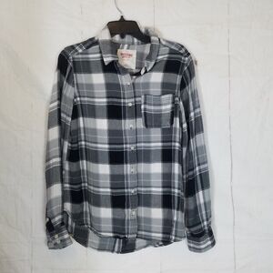 Mossimo black and white plaid top